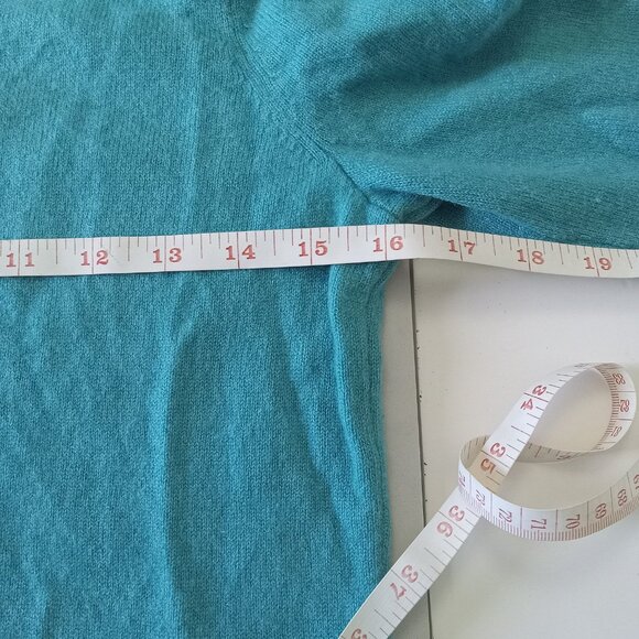 TALBOTS // 100% Cashmere Sweater - Picture 6 of 7